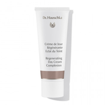 Crème de Jour Régénérante Eclat du Teint Dr. Hauschka Crème de Jour Régénérante Eclat du Teint Dr. Hauschka : soin pour le visage lissant aux pigments minéraux, équilibre visiblement le teint