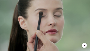 Tutoriel Dr. Hauschka: Eye-liner élégant Tutoriel Dr. Hauschka: Eye-liner élégant